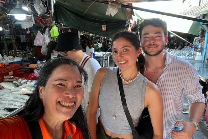 Floating and Railway Markets Private Tour - How the schedule fits into a 7-hour day