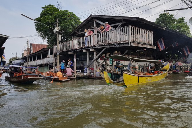 Floating Market Damnoen Saduak and Meklong Railway Market: Half Day Tour - The guide factor: why names like Sunny, Odi, Nok, Patty matter