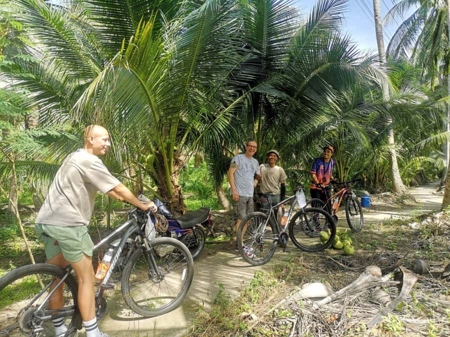 Floating Market Full-Day Bicycle Tour from Bangkok - Guide style and group vibe: what you can expect from the human side