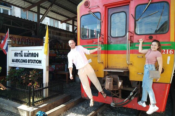 Floating & Railway Markets (Optional Mangrove Visit) Private Tour - Guides and Drivers: The Small Details That Make It Feel Well Run