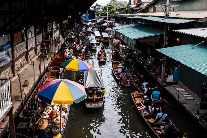Free discovery of Bangkok with your private English-speaking guide - Chinatown and Khaosan Road: where Bangkok gets loud and close
