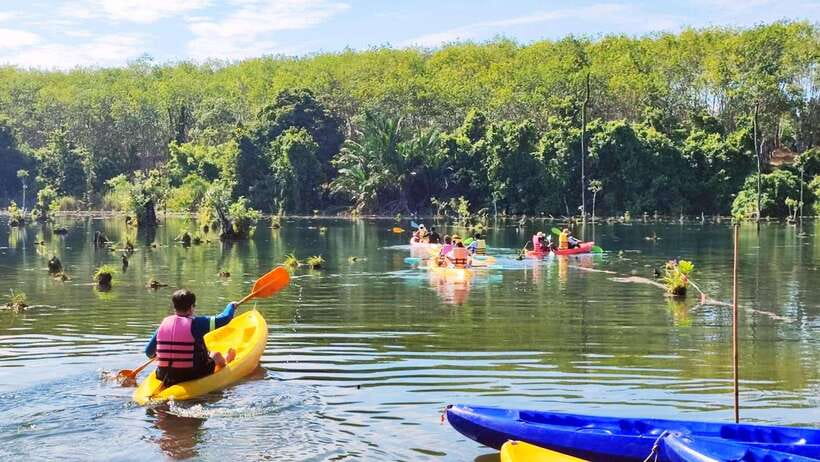 From Ao Nang: Kayaking at Klong Rud with Hotel Transfers - Guides on the water: friendliness, patience, and quick fixes