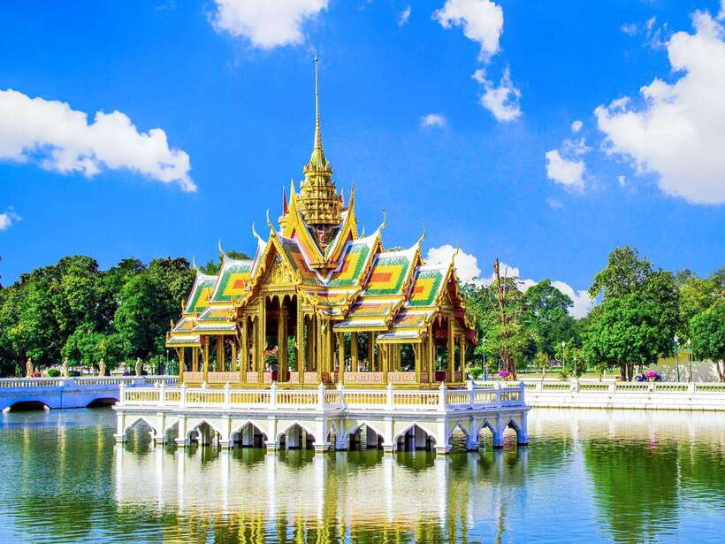 From Bangkok: Ayutthaya Historical Park Guided Day Trip - Where Destruction Shows Up: Burmese Invasion Damage You Can Still See