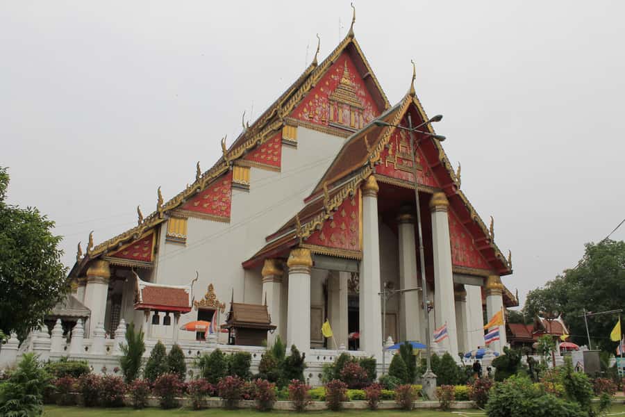 From Bangkok: Ayutthaya Private Full-Day UNESCO Trip - Wat Mahathat: The Buddha Head in a Bodhi Tree