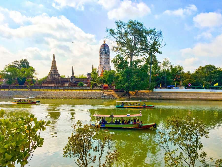 From Bangkok: Ayutthaya Temples and Boat Tour with Lunch - Wat Phra Sri Sanphet: the royal temple and three chedis of memory