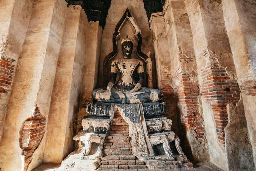 From Bangkok: Ayutthaya Temples Guided Tour with Lunch - Lunch in Ayutthaya: buffet Thai food with local advice