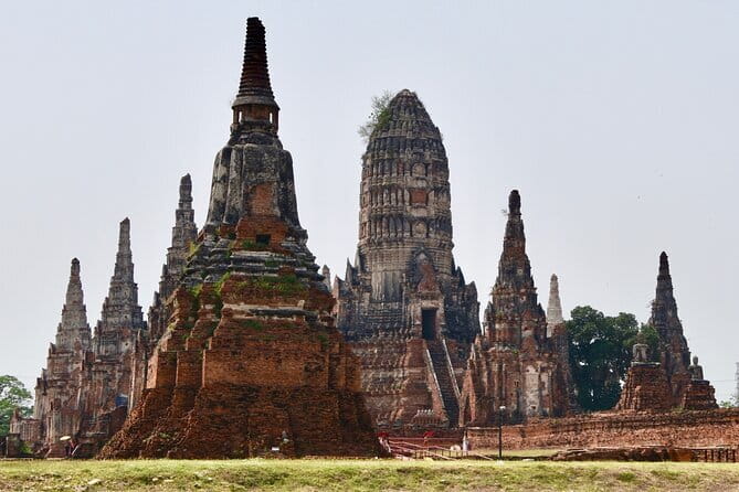 From Bangkok: Ayutthaya UNESCO Heritage Park and Temples Tour - From Bangkok to Ayutthaya: a 9-hour day built around pickup