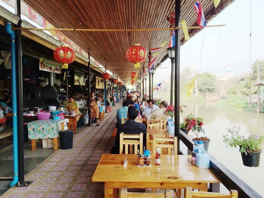 From Bangkok: Chachoengsao Tour and Bang Pakong River Cruise - Lunch by the River and Temple Hops: Wat Po Bangkla and Wat Paknam Jolo