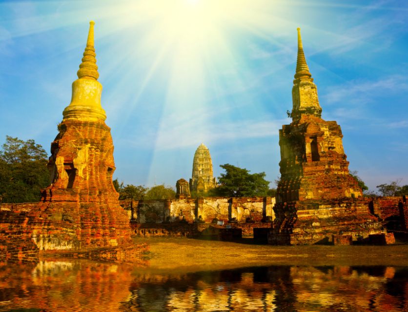From Bangkok: Customizable Ayutthaya Full-Day Guided Tour - Wat Phra Si Sanphet: royal-temple ruins with major design impact