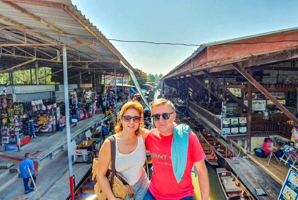 From Bangkok: Damnoen Saduak & Train Market Tour in Spanish - Bangkok Pickup and the 7 AM Drive With a Spanish Guide