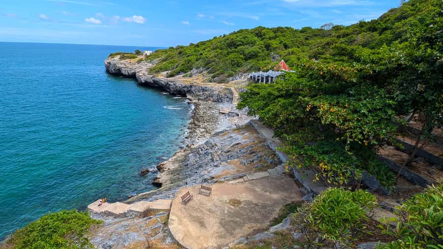 From Bangkok: Day Tour Koh Sichang Island with Tuktuk Tour - Tam Talu sea cave: the quirky stop that adds surprise