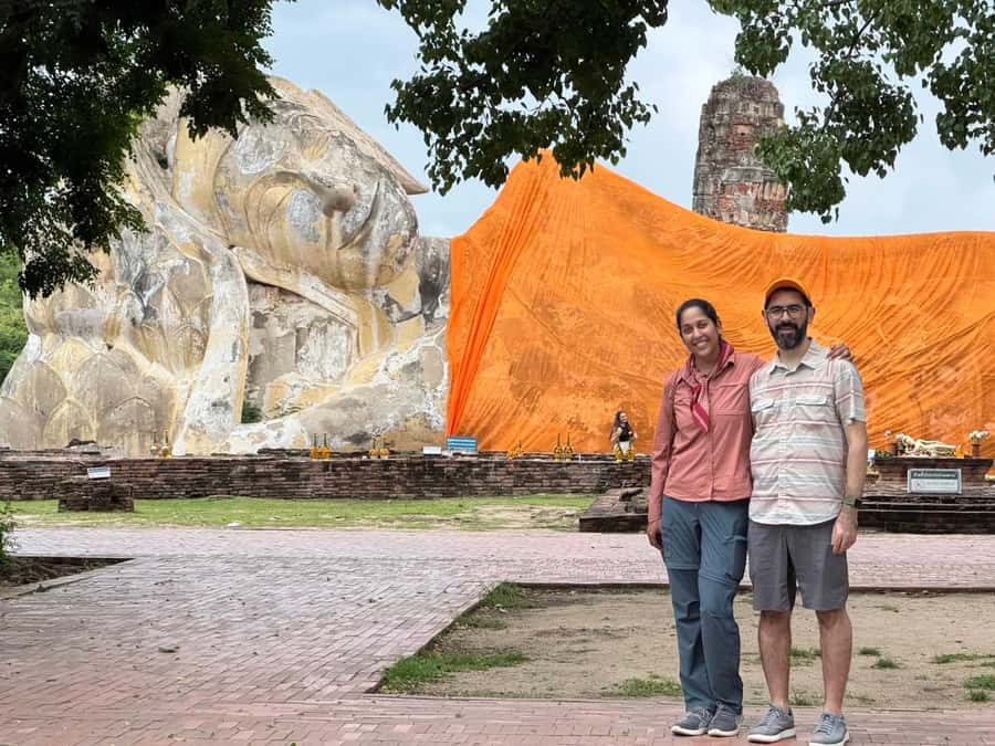 From Bangkok: Floating Market & Ayutthaya Private Day Trip - Ayutthaya’s top temple stops: Wat Mahathat, Wat Phra Sri Sanphet, and Wat Lokaya Sutharam