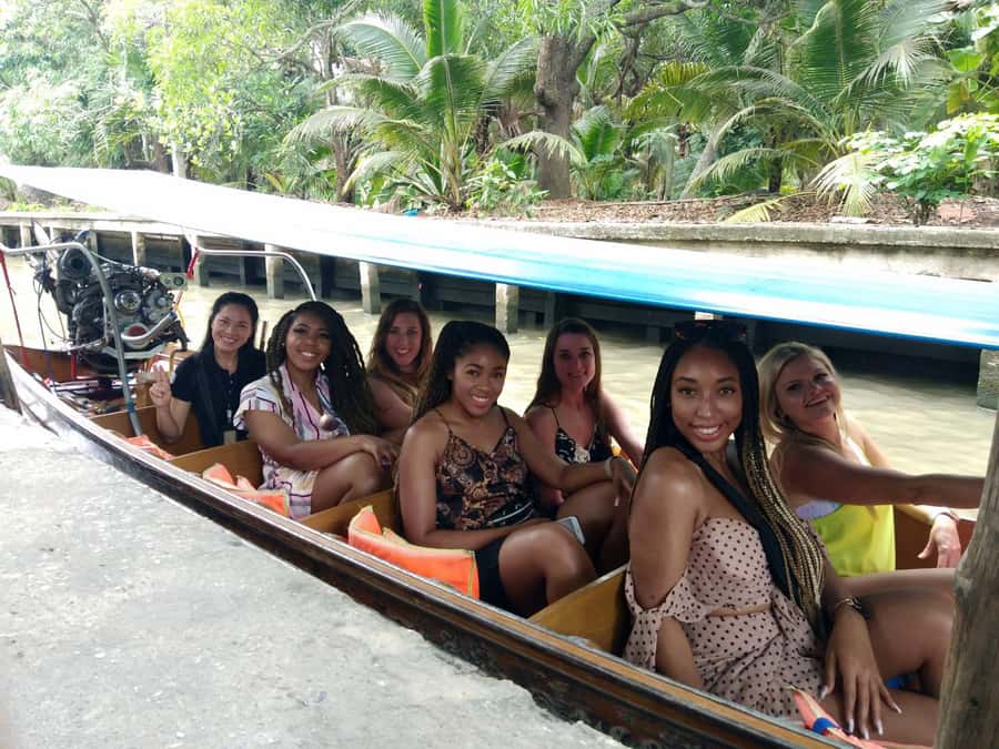 From Bangkok: Floating & Railway Markets Tour & Coconut Farm - Salt From Seawater: A Quiet Stop With Real Craft Skills