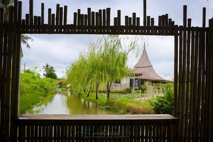 From Bangkok: Mahasawat Canal and farm with Lunch - Khao Tang Na Tang Snack-Making: Hands-On, Salty, and Simple