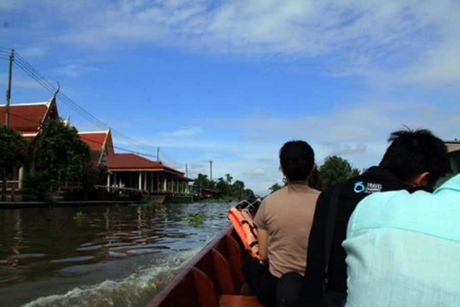 From Bangkok: Mahasawat Canal and farm with Lunch - Cruise Klong Mahasawat by Long-Tail Boat (Plus Those Fishing Nets)
