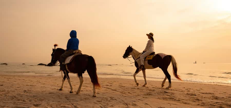 From Bangkok or Hua Hin: Hua Hin Tour with Private Charter - The “far locations” rule (+500 THB each) and how to plan around it