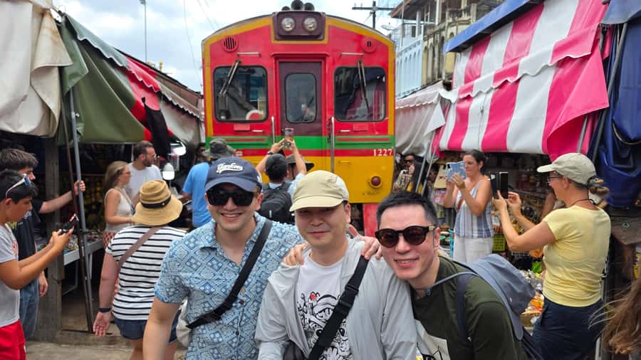 From BANGKOK: Railway Market and Amphawa Floating market - Lunch Tasting and Thai Flavors: Included Means Less Planning