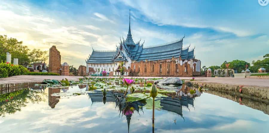 From Bangkok: Samut Prakan Ancient Private City Tour - Scale models that teach without feeling like homework
