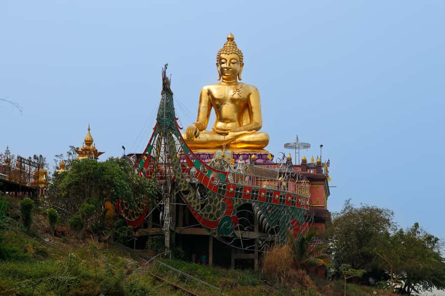 From Chiang Mai: Chiang Rai 2 Temples and Golden Triangle - Lunch on your own: budget time and keep it flexible