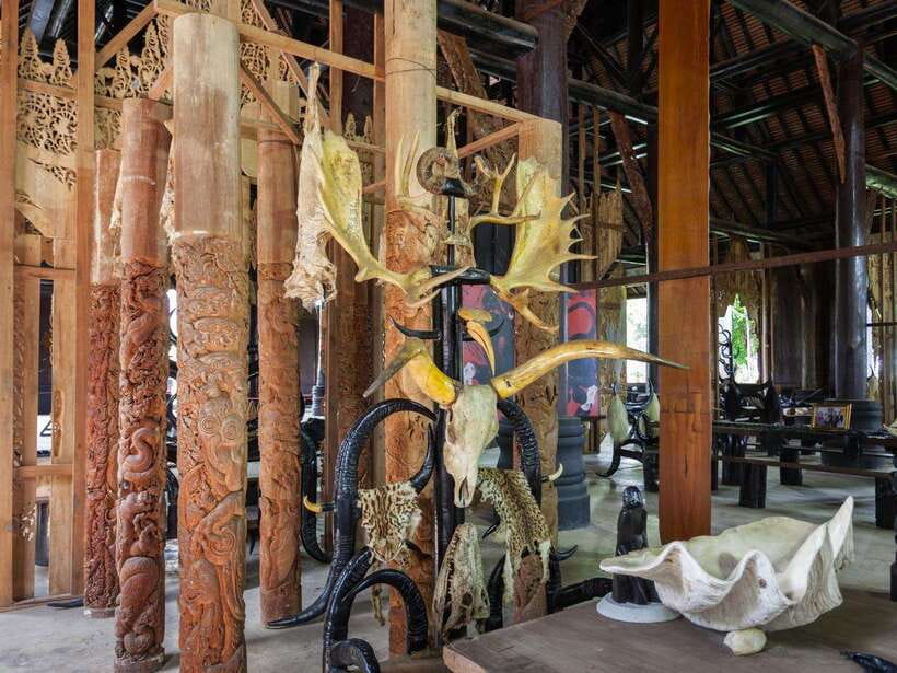 From Chiang Mai: Chiang Rai Famous Temples Guided Tour - Time, Walking, and Rules: How to Make the Day Easier