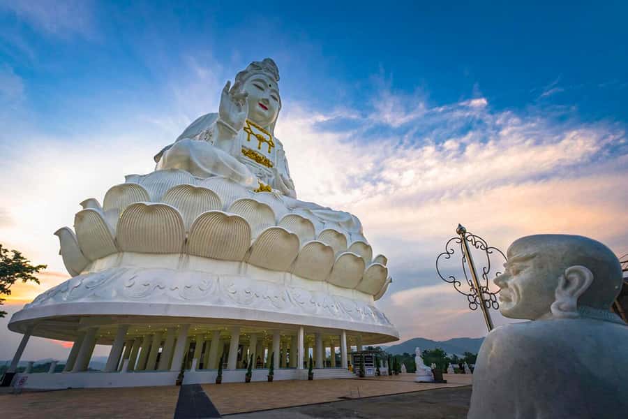 From Chiang Mai: Chiang Rai Guided Day Trip - Wat Rong Khun White Temple: the clean-crazy photo factory