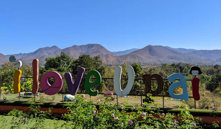 From Chiang Mai: Day Tour to Pai Highlights by Private Car - Pai Walking Street: Free Time for Snacks and a Relaxed Pace
