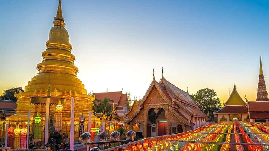 From Chiang Mai: Lamphun and Lampang Temples Tour - Horse Cart City in Lampang: The 15–30 Minute Ride You’ll Remember