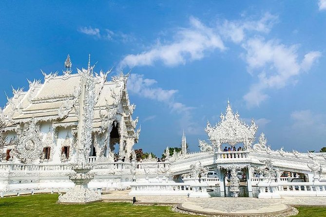 From Chiang Mai: White and Blue Temple & Golden Triangle Day Trip - Wat Rong Suea Ten (Blue Temple): Short Visit, Big Impact