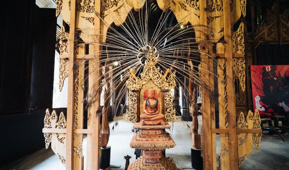 From Chiang Mai: White Temple Black House and Blue Temple - The optional Karen Long-neck village stop: respectful ethics and a real decision
