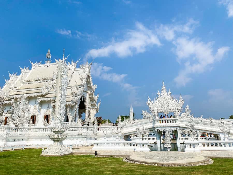 From Chiang Mai: White Temple & Golden Triangle Day Trip - Mae Kachan Hot Springs: Quick Stretch Before the Big Sights