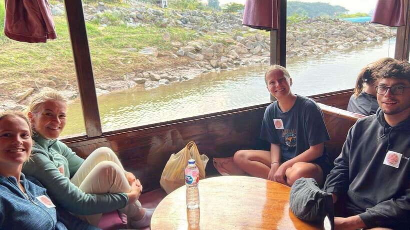 From Chiangrai: Slow Baot to Loas (Luangprabang) 2-Day Tour - Border paperwork and the USD bill rule you can’t ignore