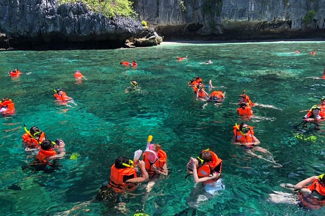 From Khao Lak : Full-Day Private Phi Phi Islands Speedboat Charter - Maya Bay: a short stop built for photos and quick orientation