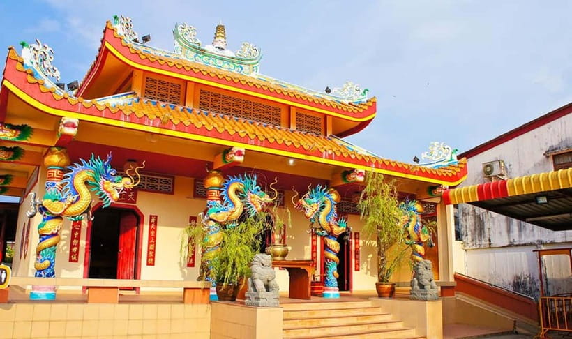 From Khao Lak: Takuapa Heritage & Sightseeing Half-Day Tour - Wat Khongkha Phimuk: A Temple Photo Stop With Meaning