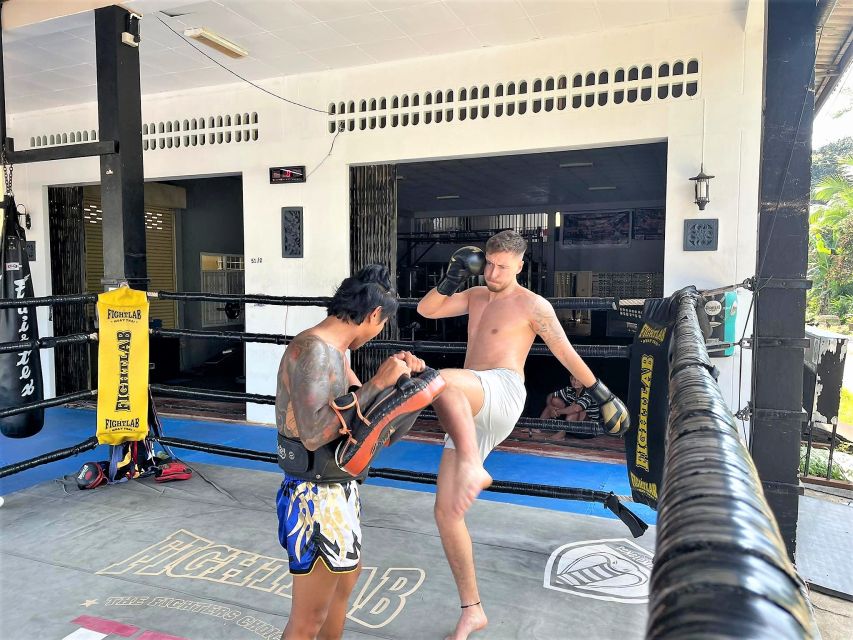 From Khaolak: Muay Thai Class - Core Muay Thai Fundamentals: How the Coach Builds Your Technique