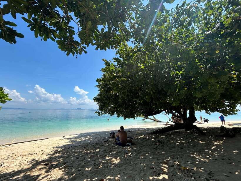 From Koh Lanta: 4 Islands Adventure- Emerald Cave&Koh Kradan - Koh Kradan: the long lunch and beach break you’ll remember