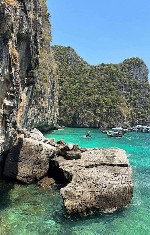 From Koh Phi Phi island and 7 Islands Long Tail Boat Trip - Loh Samah Bay and the Famous Finish at Maya Bay