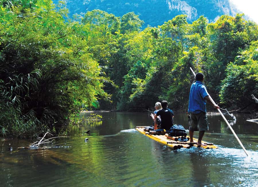 From Krabi: 2-Day Khao Sok Jungle Safari with Overnight Stay - Bamboo rafting and free time: pacing the second day