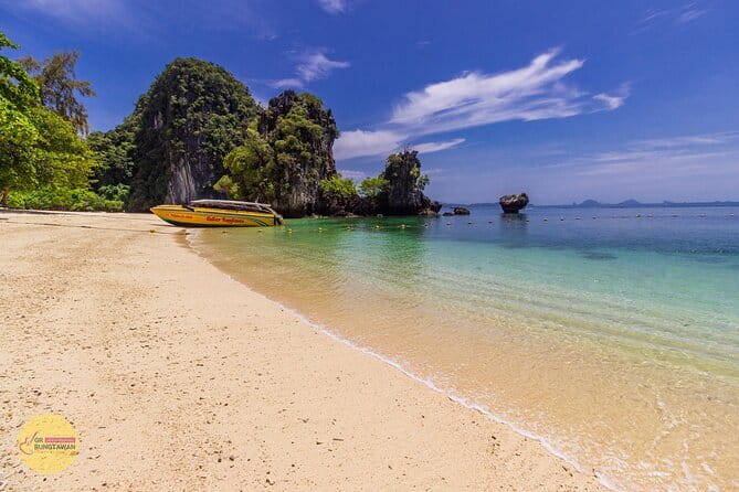 From Krabi - 4 Islands Speedboat Tour with Lunch & Snorkelling - Lunch, fruits, and water: included basics that actually help