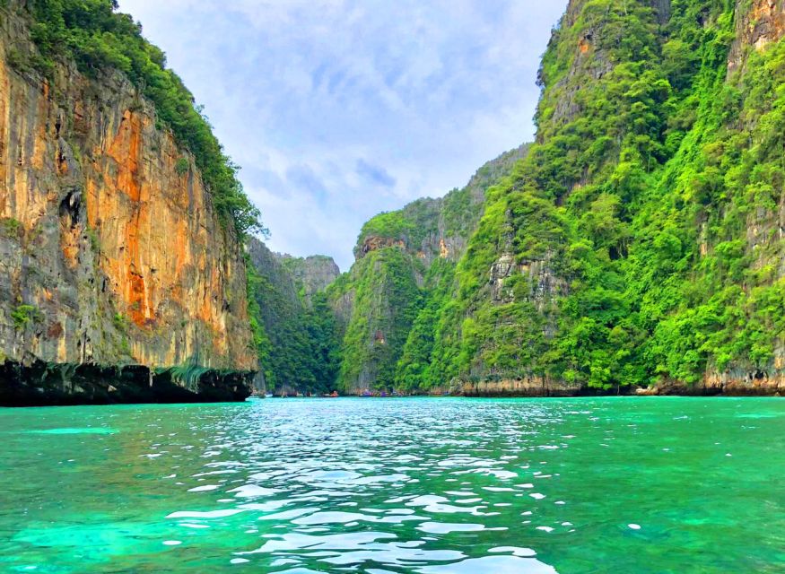 From Krabi: Phi Phi Island Full-Day Private Speed Boat Tour - Crowds, Timing, and How Your Crew Helps You Enjoy It
