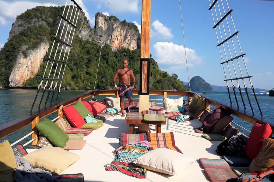 From Phuket: Full-Day Phang Nga Bay Cruise with Meals - Why a Phang Nga Bay Cruise from Phuket Feels Like a Different Kind of Day
