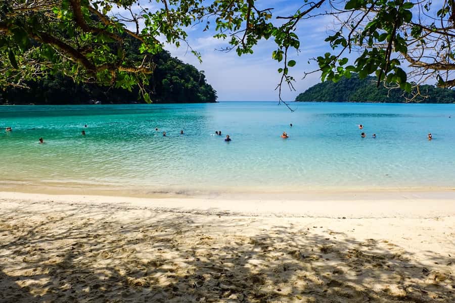 From Phuket/Khaolak: Surin Islands Snorkeling Day Trip - Khao Lak breakfast and briefing: the unglamorous part that makes snorkeling easier