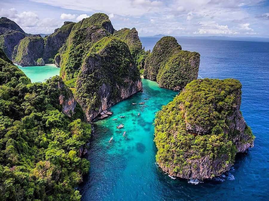 From Phuket: Phi Phi and Khai Islands Speedboat Tour - Phuket to Phi Phi by speedboat: the day’s rhythm and why it works
