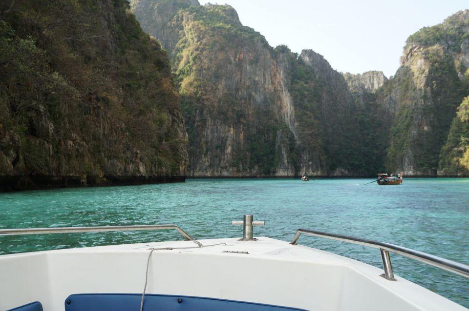 From Phuket: Phi Phi Islands Speedboat Trip & Lunch - Pileh Lagoon, Pileh Cove, and Viking Cave: where the water earns its reputation