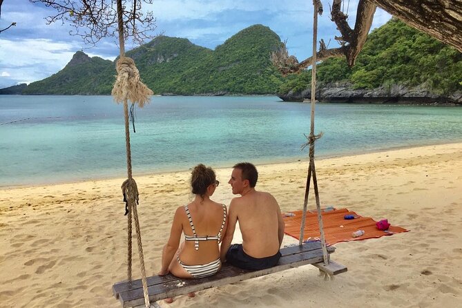 Full Day Ang Thong Islands Luxury Small Group Tour - Emerald Lagoon viewpoint: the stairs, the rules, and the photos