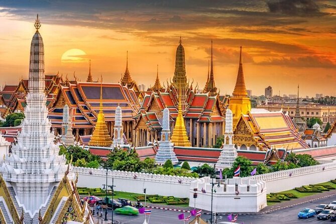 Full Day Bangkok Tour with Canal Cruise from Laem Chabang Port - Wat Phra Chetuphon (Wat Pho): Reclining Buddha power in 45 minutes