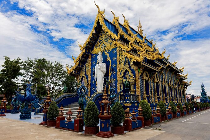 Full-Day Chiang Rai Temples Tour from Chiang Mai with Hot Spring - A full-day Chiang Rai hit: the flow from 7:00am