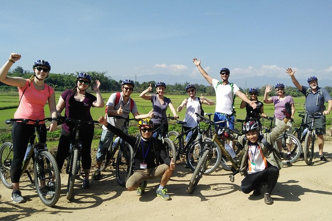 Full Day Cycling Amazing Chiangrai countryside and the White temple - Getting started in Chiang Rai: pickup, bikes, and that all-important fit