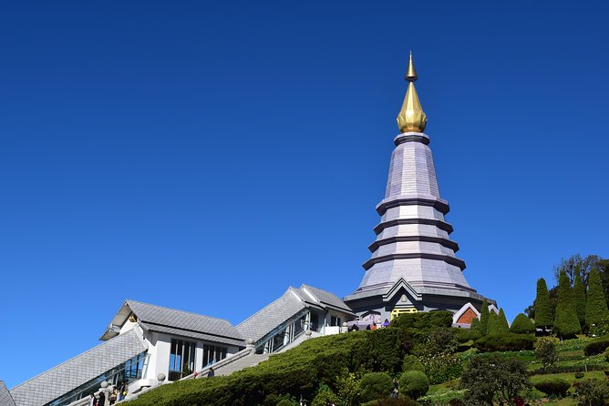 Full-Day Doi Inthanon Nature Tour from Chiang Mai - The twin pagodas (Napha Methanidon and Naphaphon Phumisiri): royal design with real views