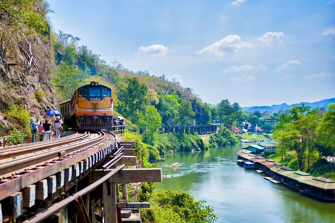Full Day Kanchanburi Tour from Bangkok - Buffet Lunch at Wang Po Station: Rest, Refuel, and Watch the Borderland Setting