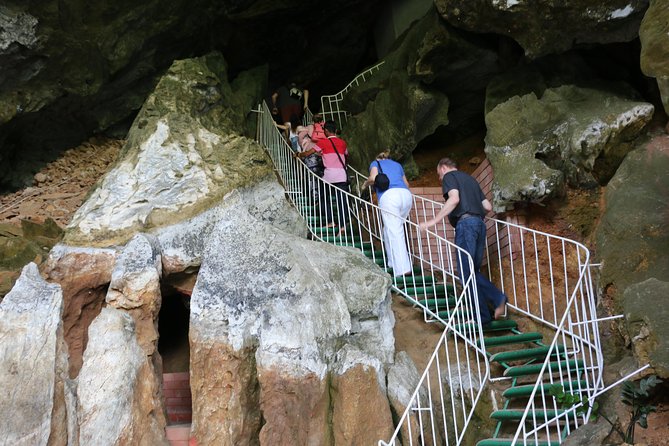 Full-Day Temple Tour Including Dragon Cave from Khao Lak - Lunch in Between: A Local Meal Break That Doesn’t Feel Staged